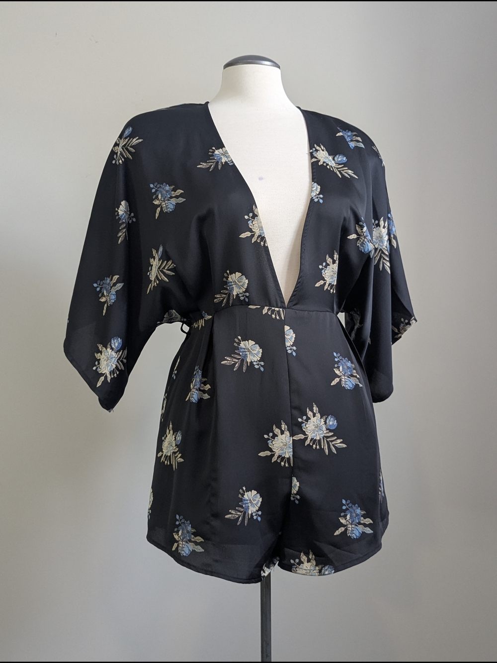 NWT Romper Kimono Summer Spring Shorts Floral Whimsigoth Boho New With Tags